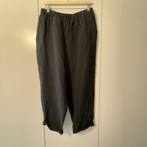 Black linen Hackwith design house easy tapered pants